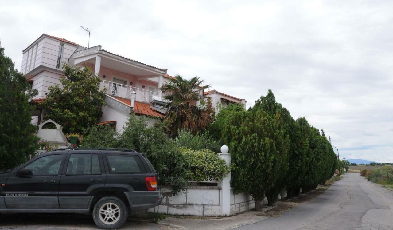 House Of Arts Apartment Pélla Exterior foto